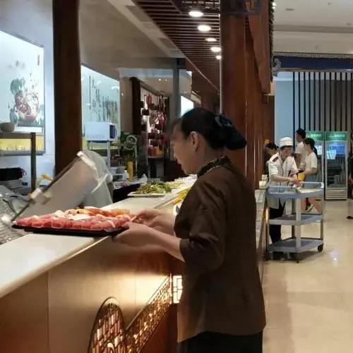 尚尧火锅城“5大”吸粉秘诀,开业4年一直火,凭什么?
